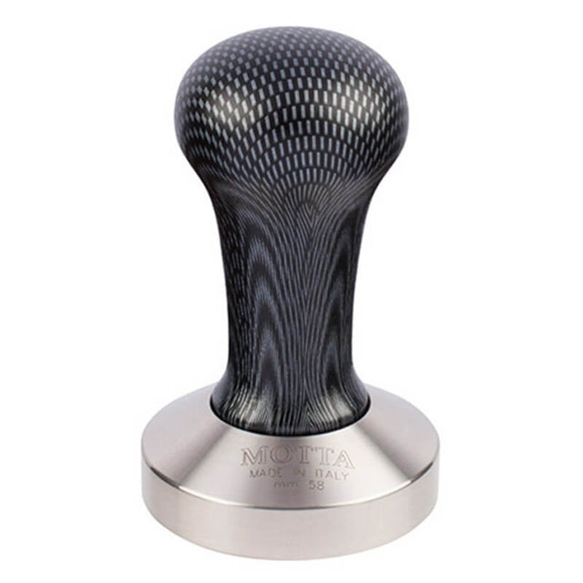 Motta Tamper i træ med carbon look (58 mm) Kristians Kaffe